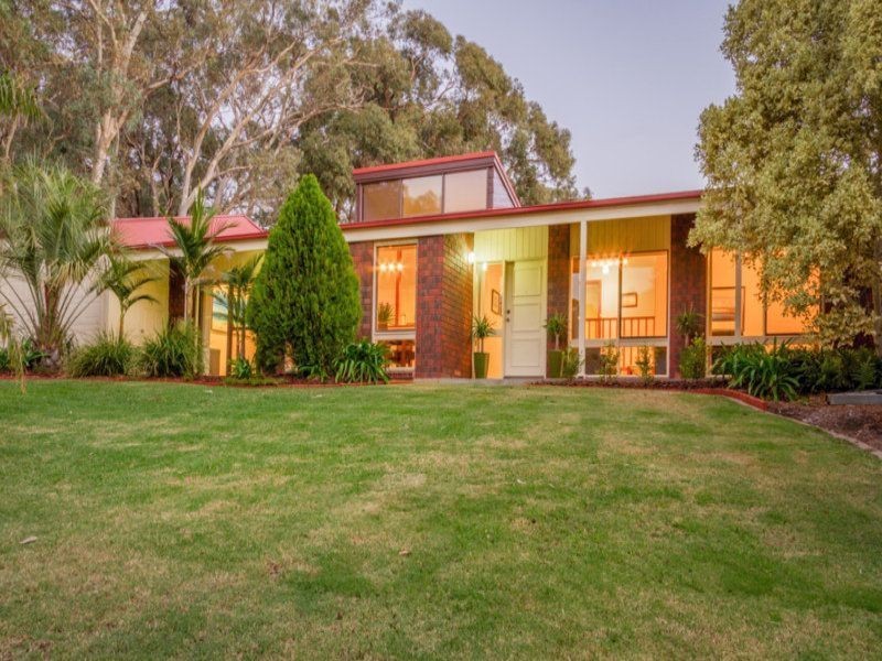 36 Jordan Avenue, Happy Valley SA 5159