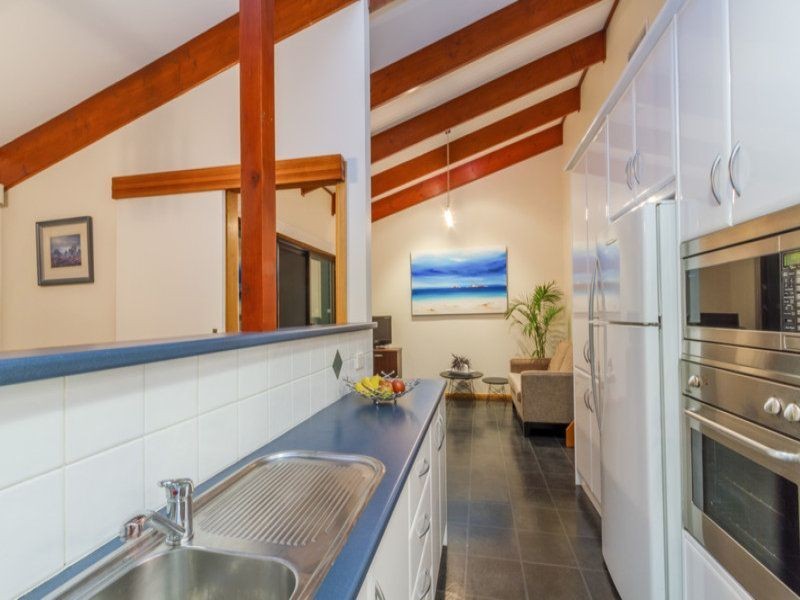 36 Jordan Avenue, Happy Valley SA 5159