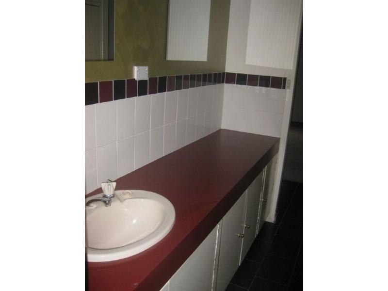 18 Daveys Road, Flagstaff Hill SA 5159