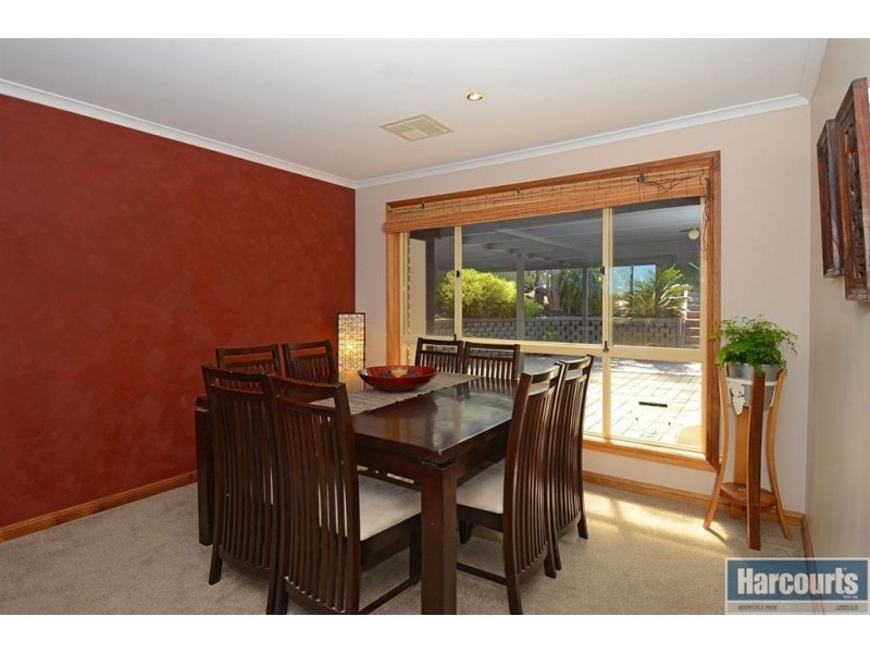 81 Ragamuffin Drive, Hallett Cove SA 5158