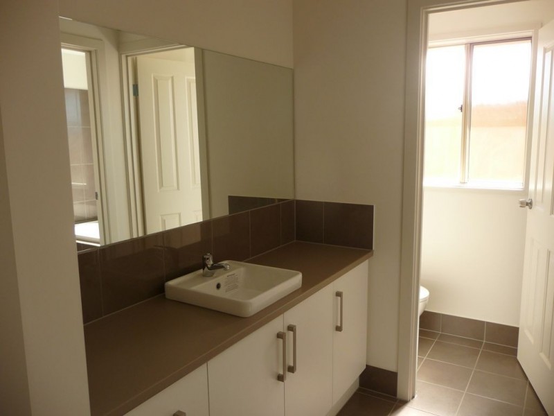 24 Jackstaff Street, Seaford Meadows SA 5169