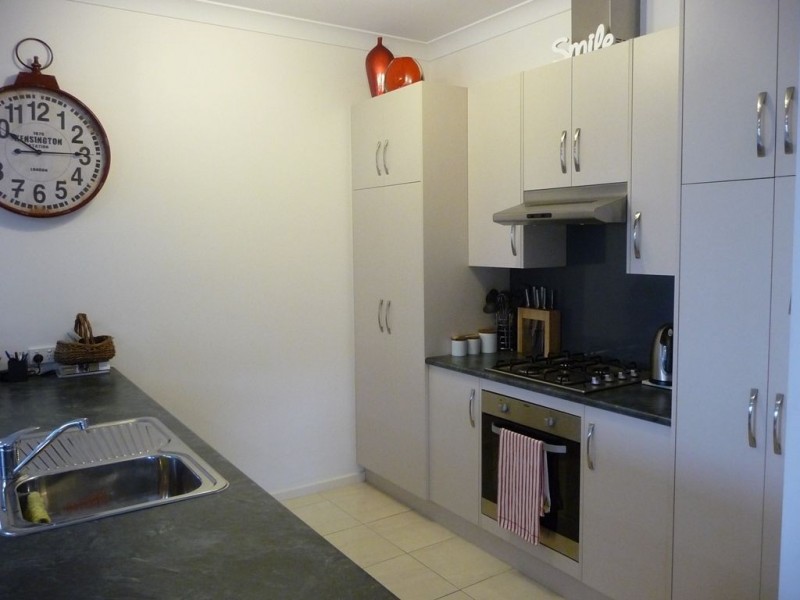 7 Bishops Hill Road, Happy Valley SA 5159