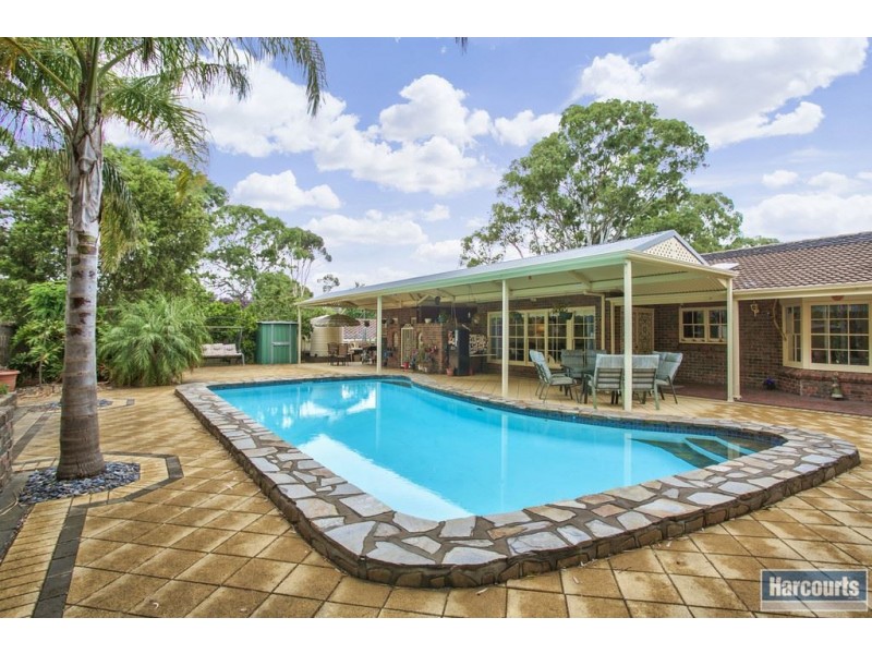 9 Dumphries Street, Flagstaff Hill SA 5159