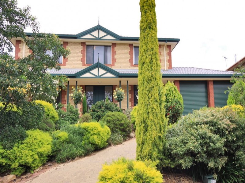 8 Peppermint Grove, Aberfoyle Park SA 5159