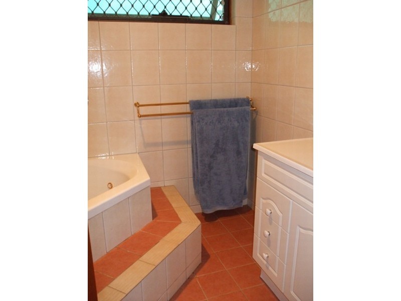 32 Topaz Crescent, Flagstaff Hill SA 5159