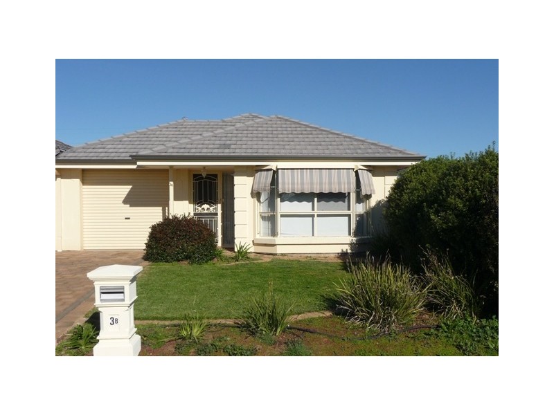 3B Alana Walk, Woodcroft SA 5162