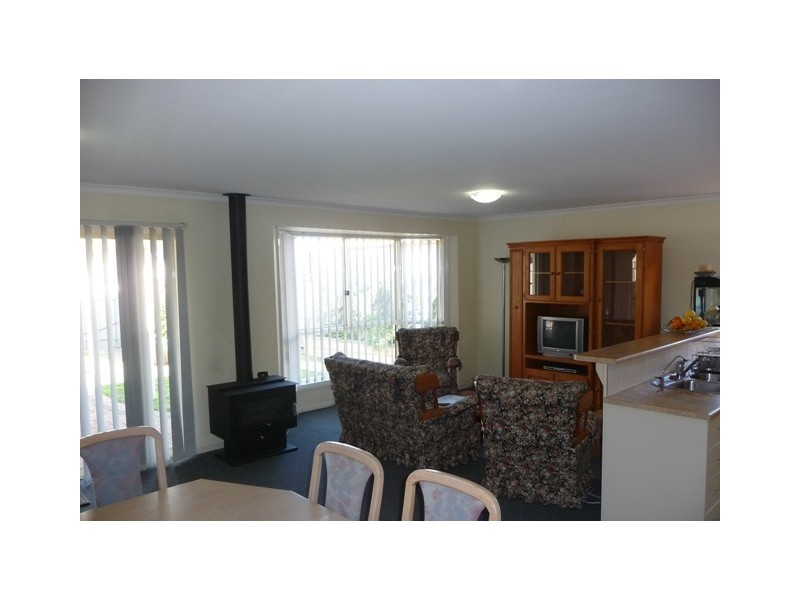 3B Alana Walk, Woodcroft SA 5162