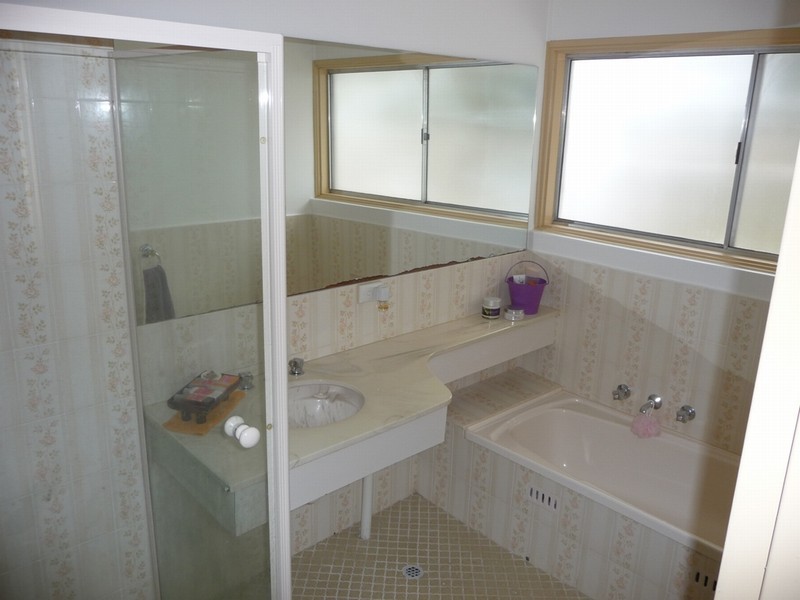 207 Reynell Road, Happy Valley SA 5159