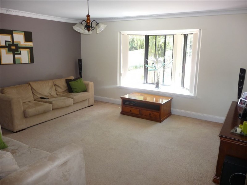 42 Woodlea Drive, Aberfoyle Park SA 5159
