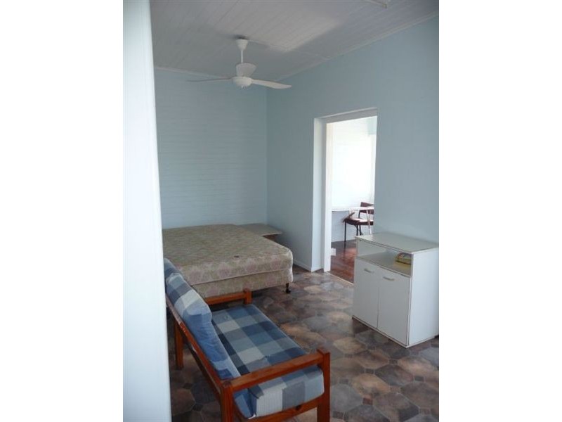 1/34 Bright Street, Emu Park QLD 4710