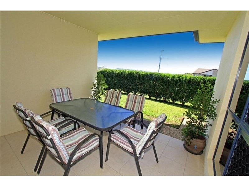 2 Paradise Way, Emu Park QLD 4710