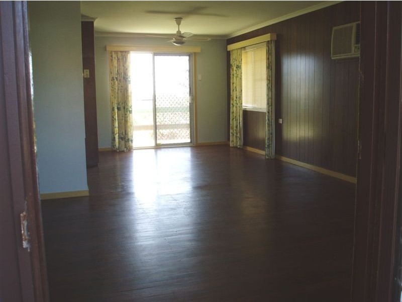 17 Meikleville Street, Meikleville Hill QLD 4703