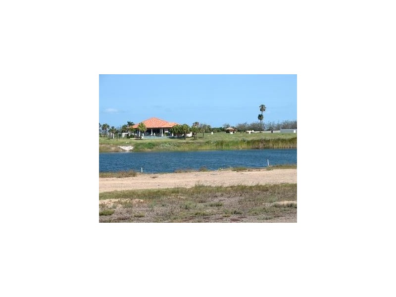 74 Amalfi Drive, Zilzie QLD 4710