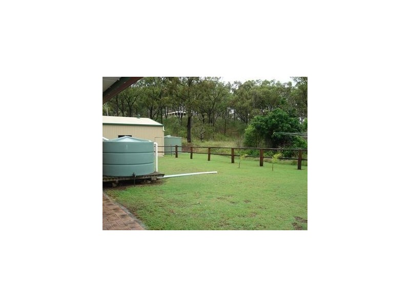 12 Jennings Road, Cawarral QLD 4702