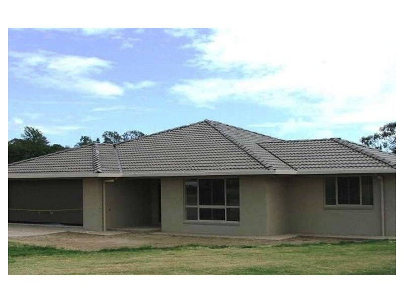4 Downsfield Place, Yeppoon QLD 4703