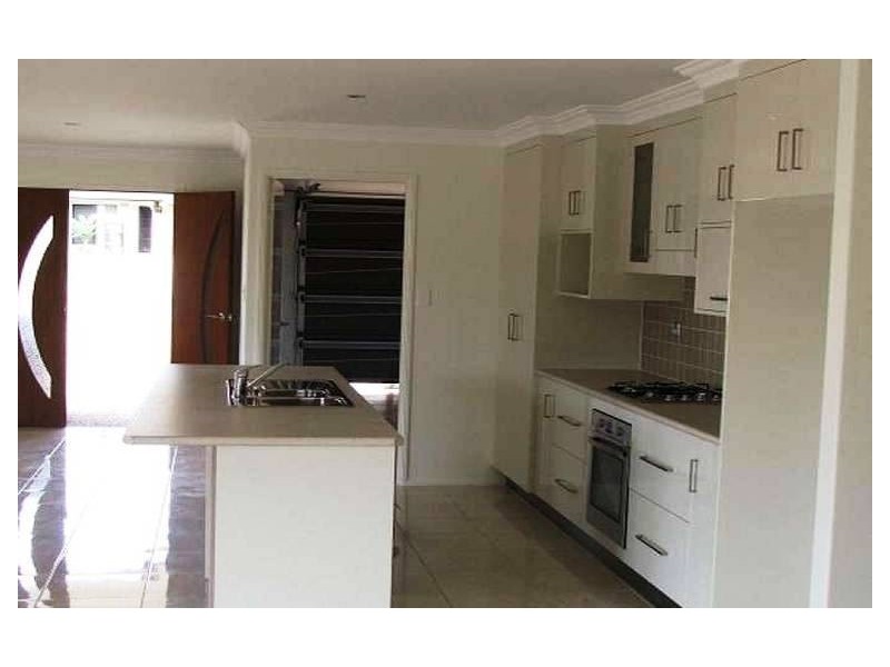 4 Downsfield Place, Yeppoon QLD 4703