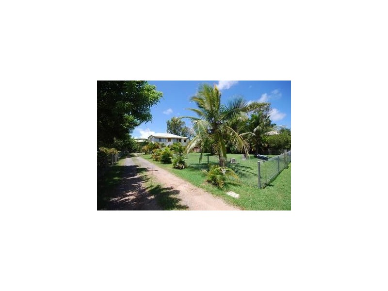 77 Whitman Street, Yeppoon QLD 4703