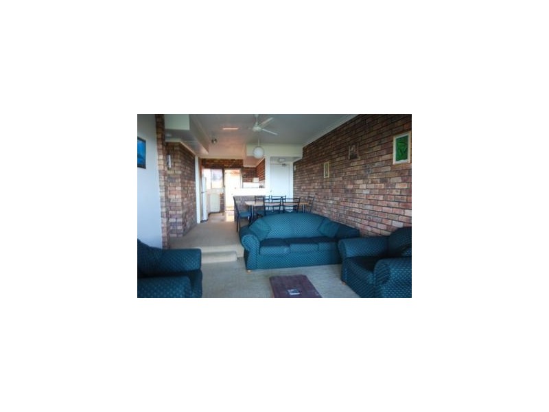 2/10 Kerr Street, Yeppoon QLD 4703