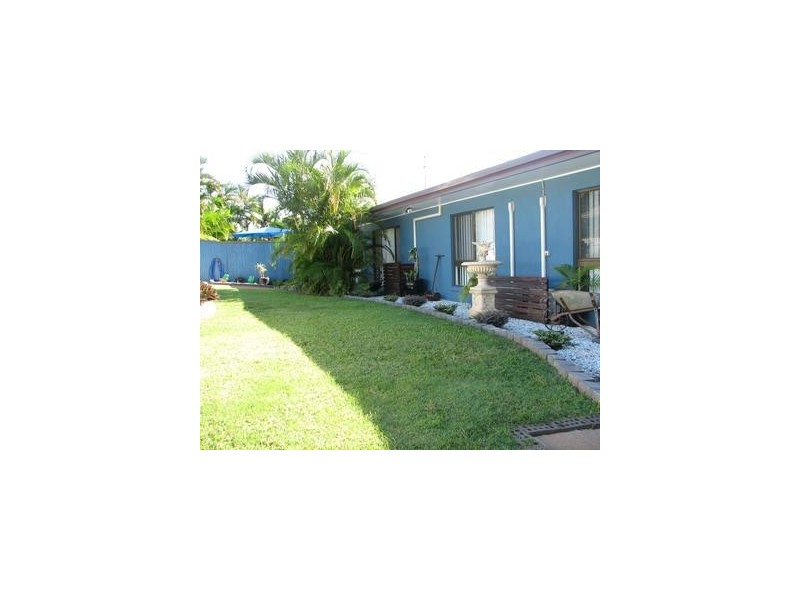 27 Clayton Road, Yeppoon QLD 4703