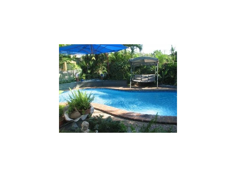 27 Clayton Road, Yeppoon QLD 4703