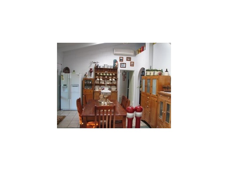 27 Clayton Road, Yeppoon QLD 4703