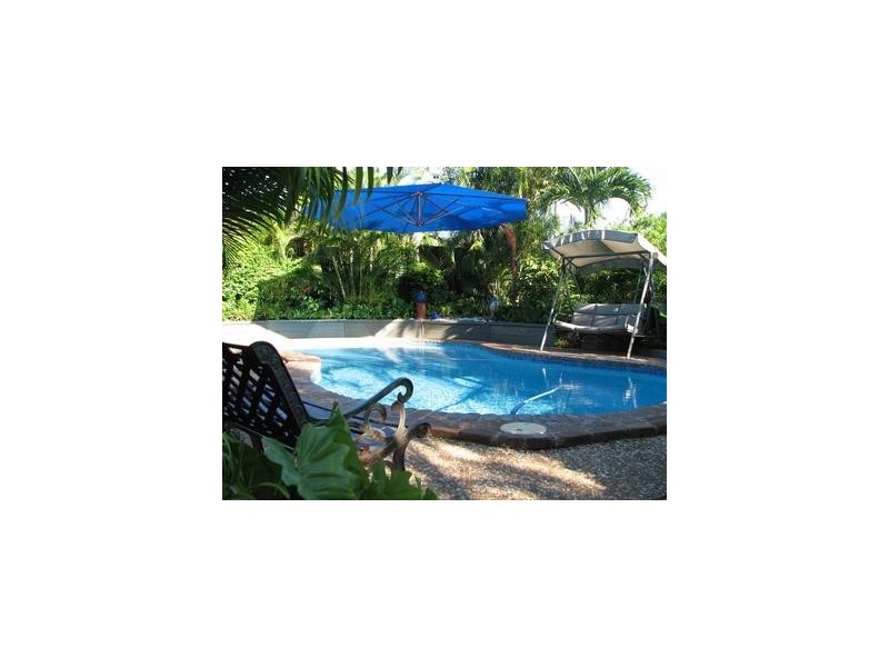27 Clayton Road, Yeppoon QLD 4703