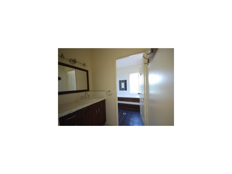 2 Daffcroft Street, Yeppoon QLD 4703