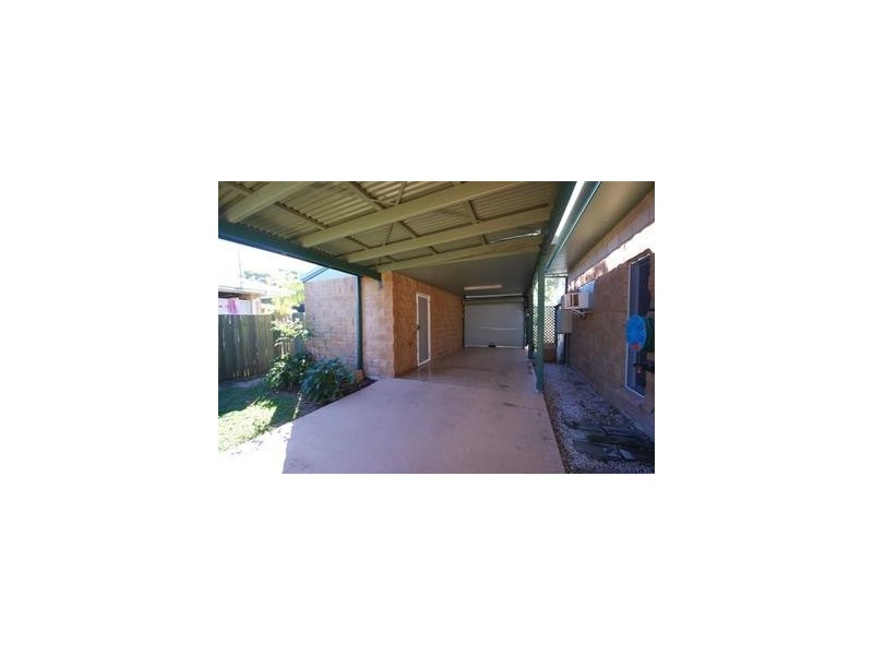 2 Daffcroft Street, Yeppoon QLD 4703