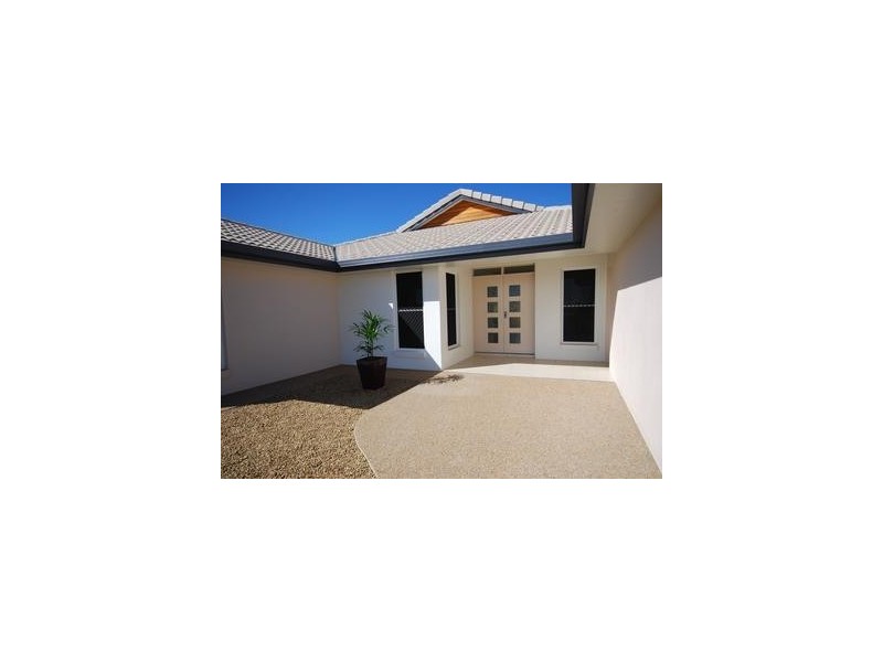 27 Dune Circuit, Yeppoon QLD 4703