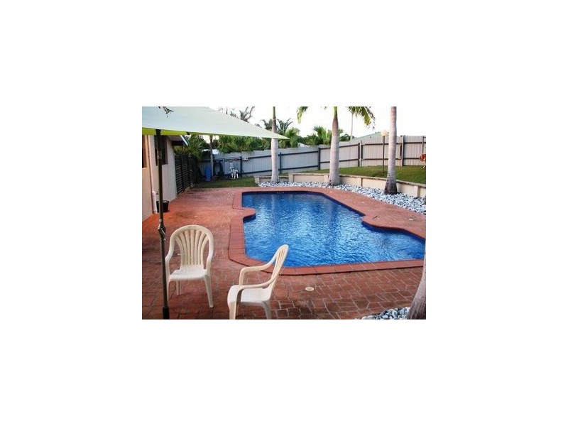 2 Housden Place, Yeppoon QLD 4703