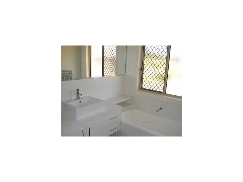 17 Spinnaker Drive, Yeppoon QLD 4703