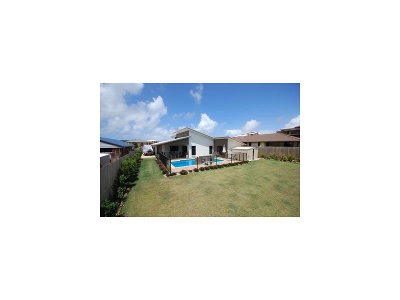 4 Barrington Court, Yeppoon QLD 4703