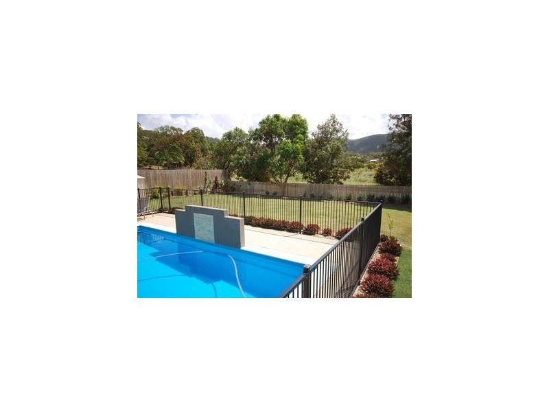 4 Barrington Court, Yeppoon QLD 4703