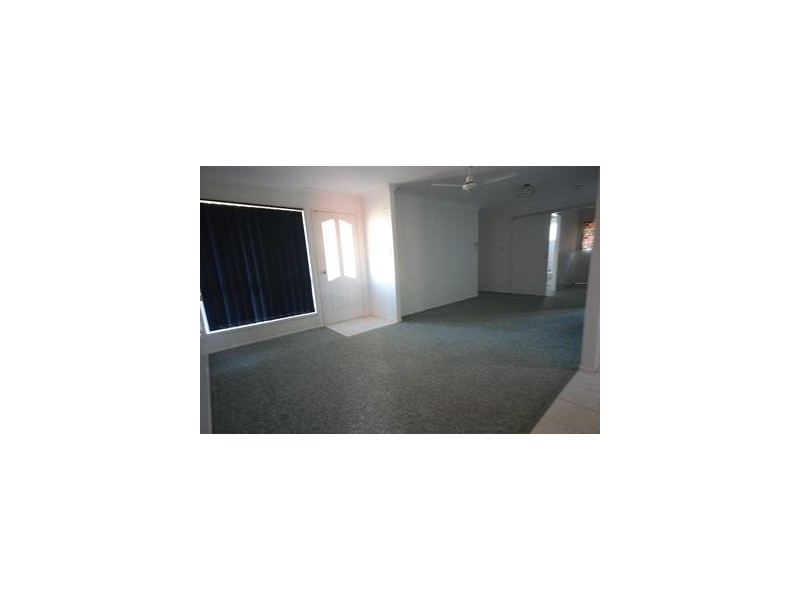 4 Loch Ness Outlook, Yeppoon QLD 4703