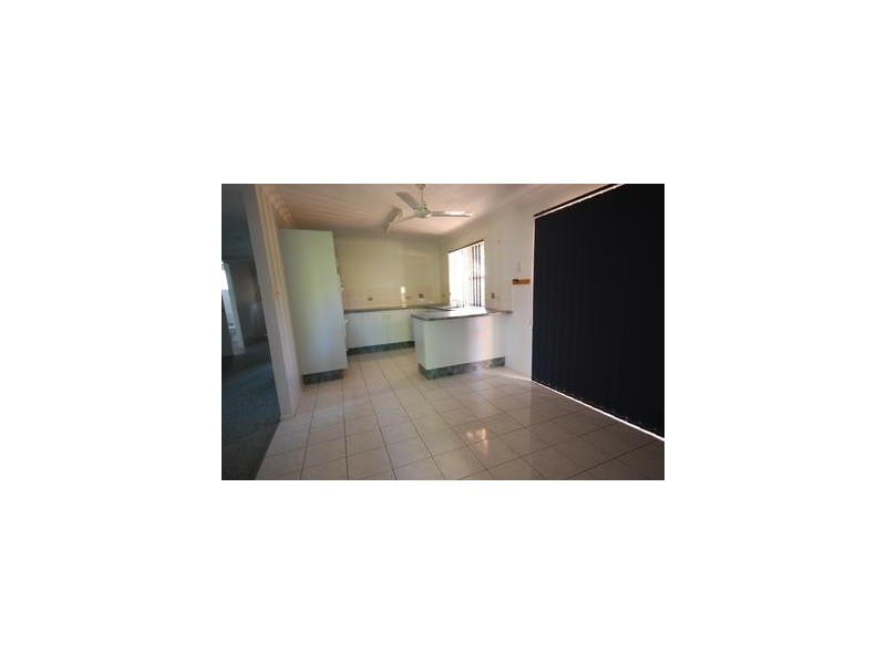 4 Loch Ness Outlook, Yeppoon QLD 4703
