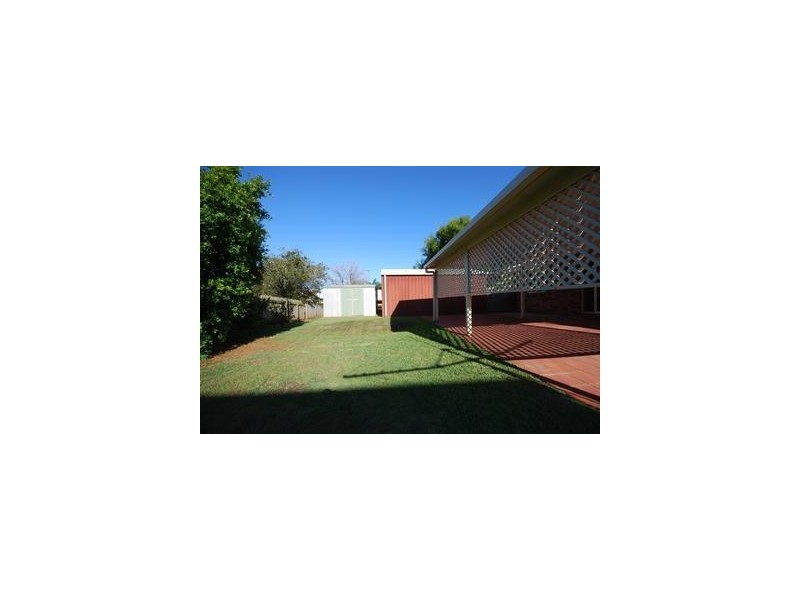 4 Loch Ness Outlook, Yeppoon QLD 4703