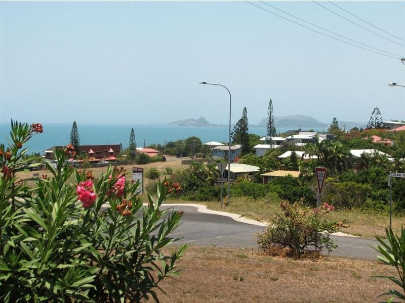 8 Stevenson, Yeppoon QLD 4703