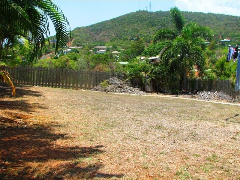 8 Stevenson, Yeppoon QLD 4703