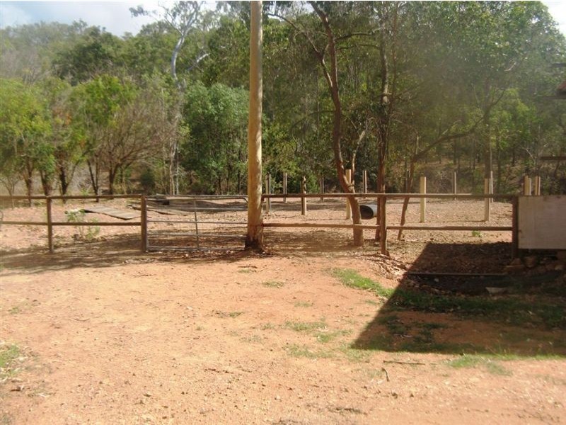 44 Clinton Road, Cawarral QLD 4702