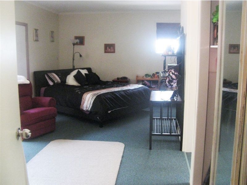 44 Clinton Road, Cawarral QLD 4702