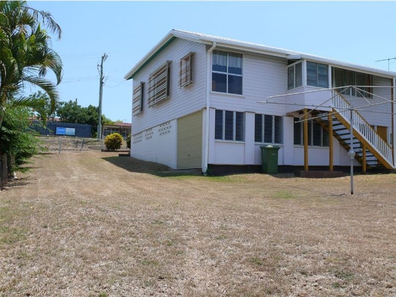 62 John, Yeppoon QLD 4703
