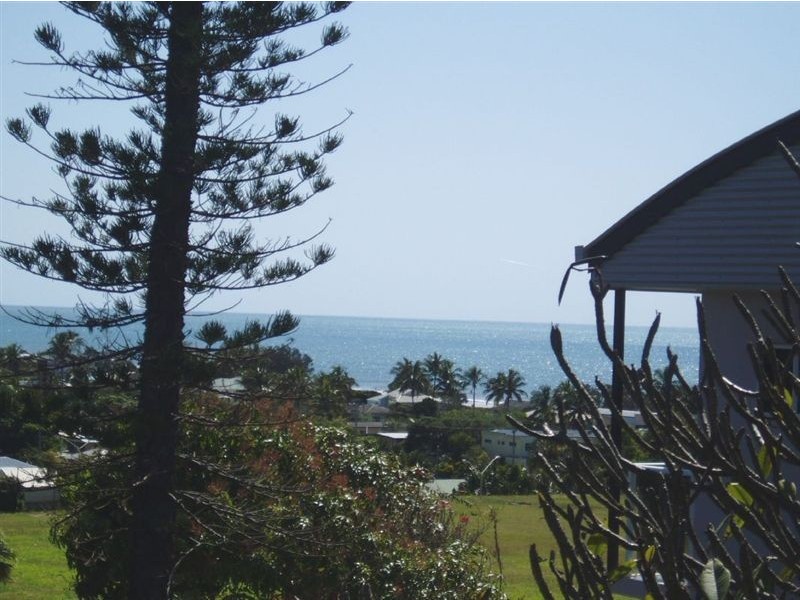 17 Meikleville Street, Yeppoon QLD 4703