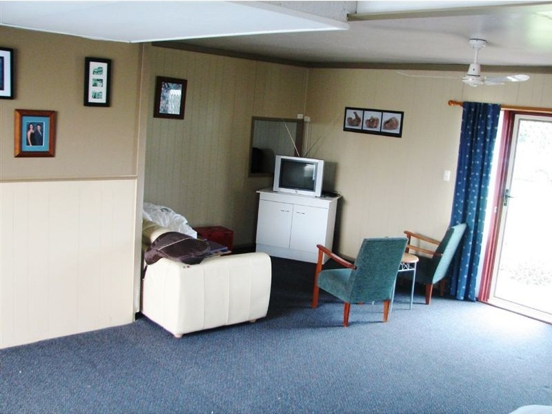 12 Ashgrove Crescent, Yeppoon QLD 4703