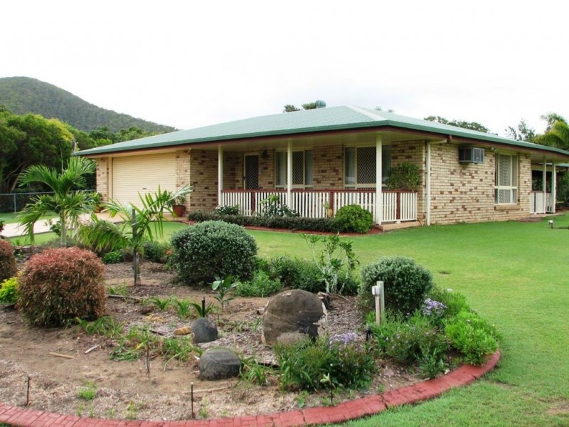 12 Vaughans Road, Yeppoon QLD 4703
