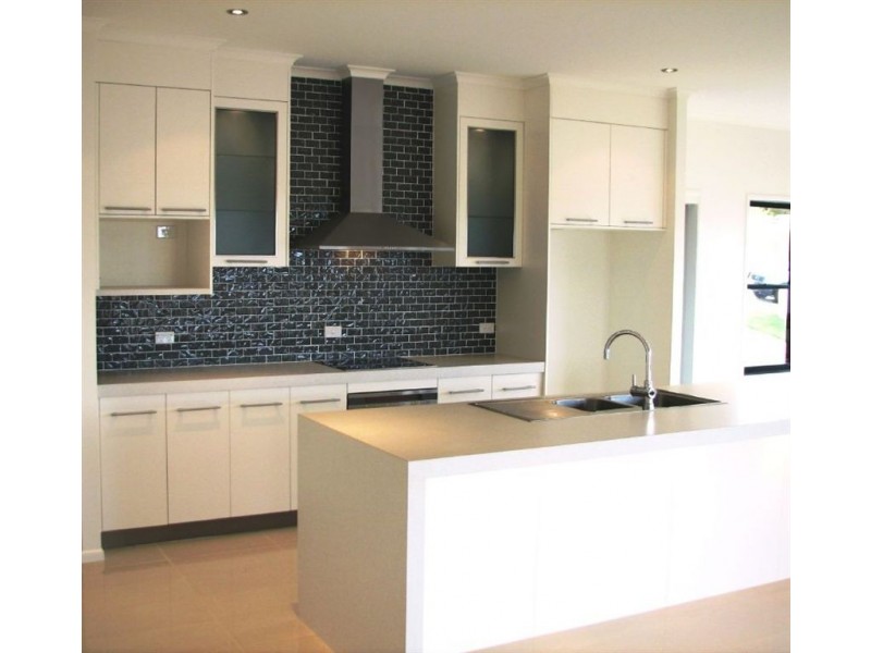 18 Vaglass Street, Yeppoon QLD 4703