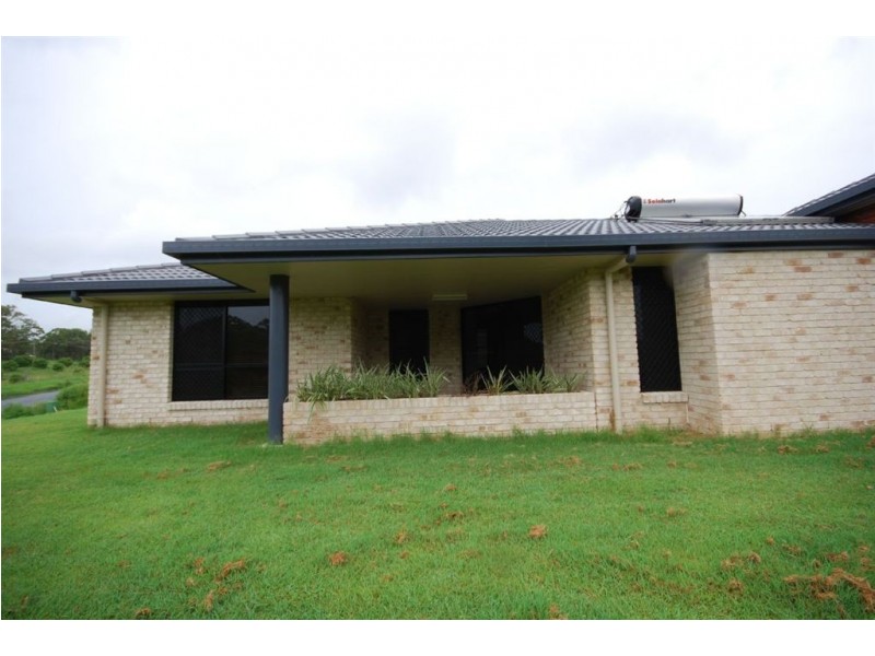 2 Aztec, Yeppoon QLD 4703