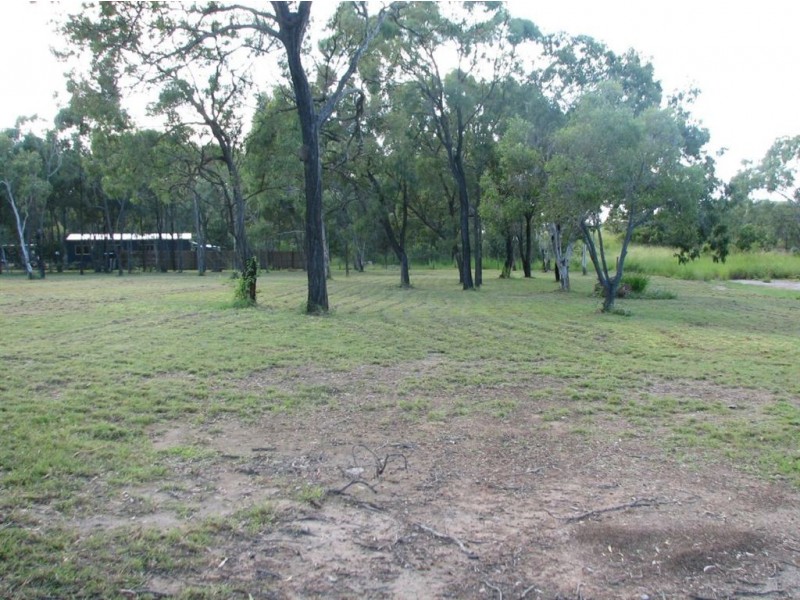 2 Lyndhurst, Emu Park QLD 4710