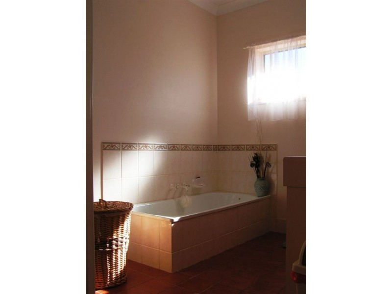 4 Sunset Court, Yeppoon QLD 4703