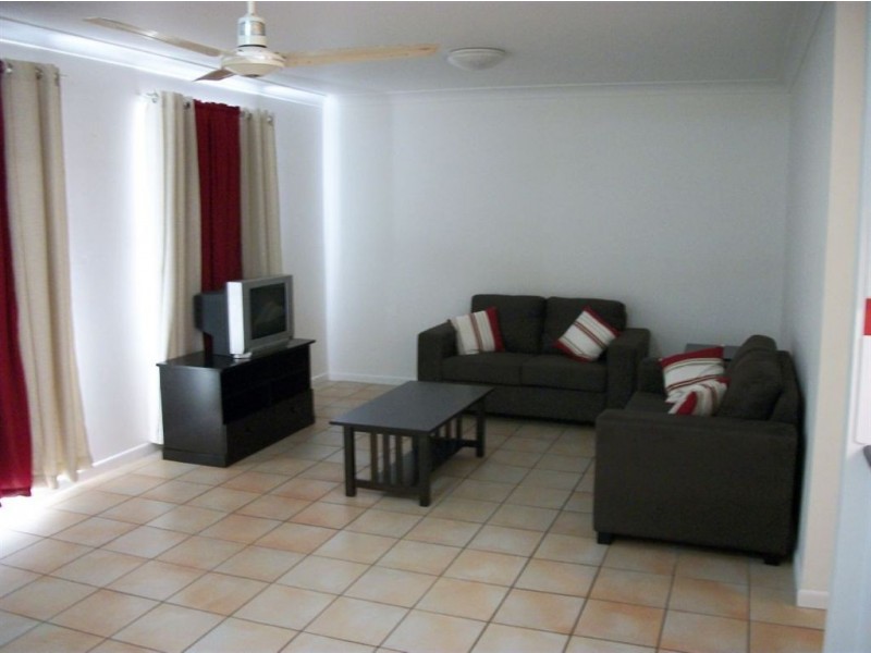 3/18 Marina, Taranganba QLD 4703