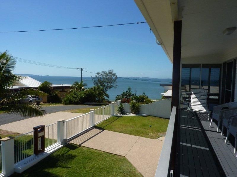 4 Ocean Parade, Cooee Bay QLD 4703